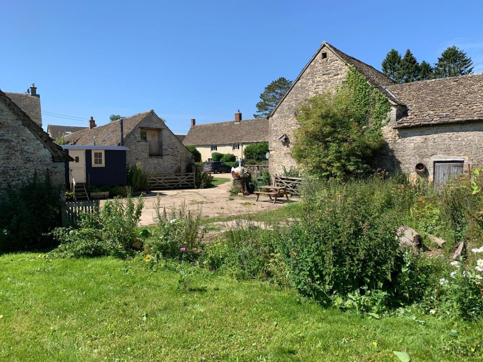 The Hut At Bay Tree Farm, * Nympsfield